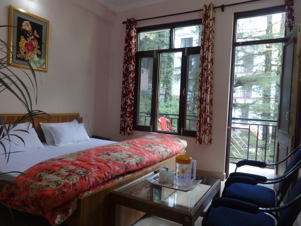 Hotel Kumar Residency Dharamshala Ngoại thất bức ảnh