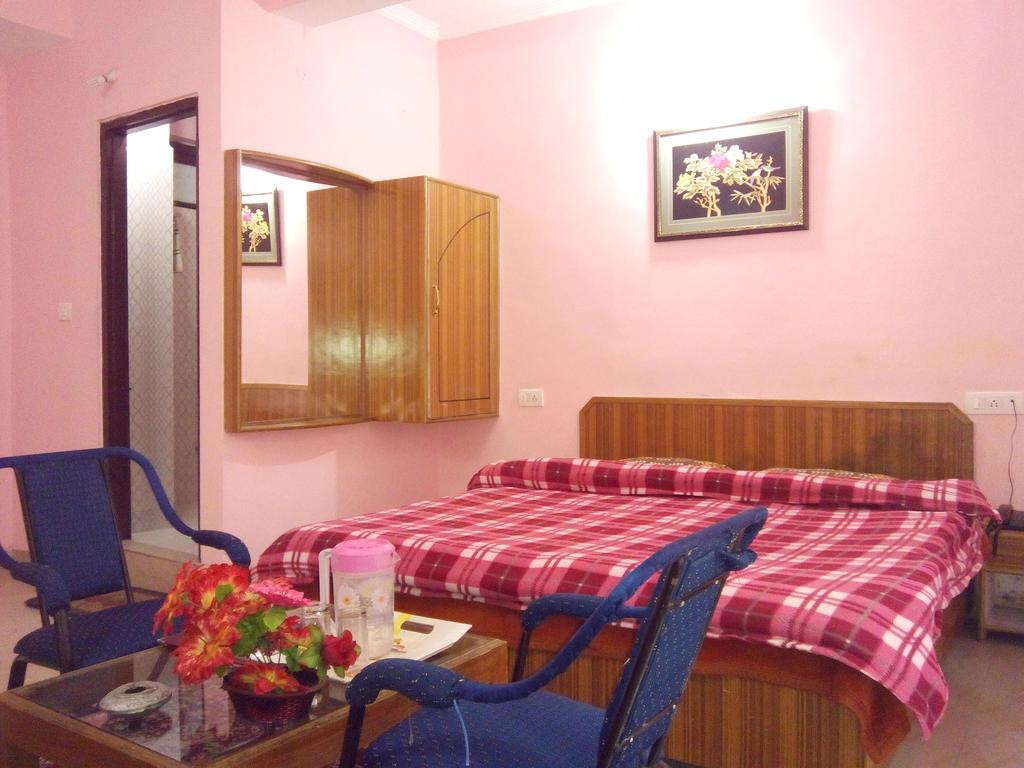 Hotel Kumar Residency Dharamshala Ngoại thất bức ảnh